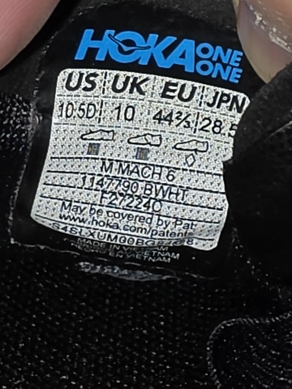 HOKA Mach 6 Wide 'Black White' US Men Size 10.5D (NWOT)